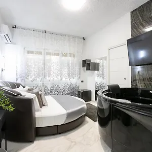 https://gregorio-vii-luxury-suites-san-damaso.it-romehotels.com